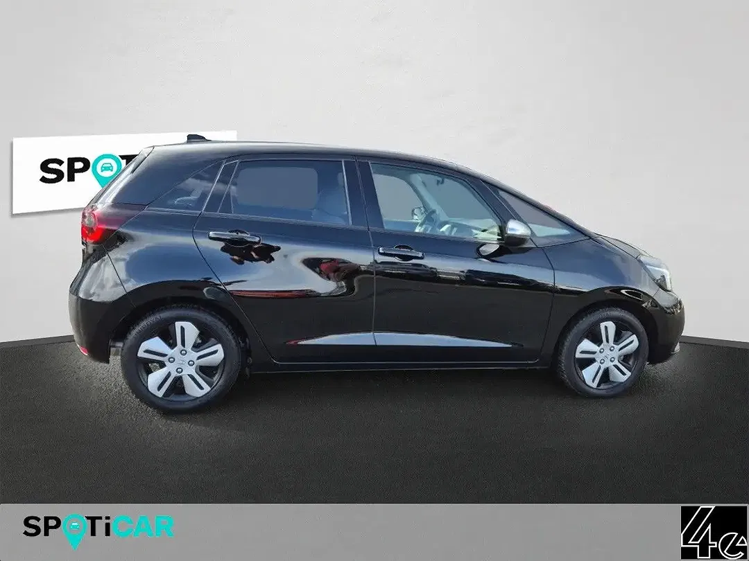 Honda Jazz - Thumbnail 4