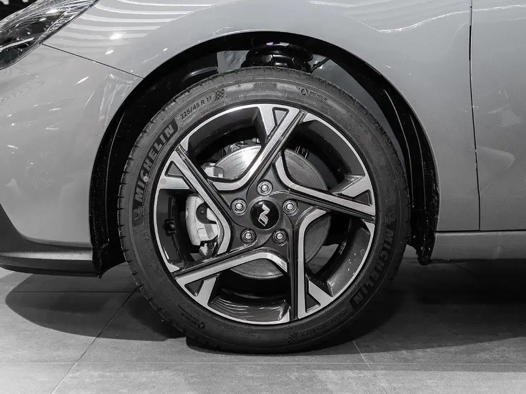 Hyundai i30 - Thumbnail 4