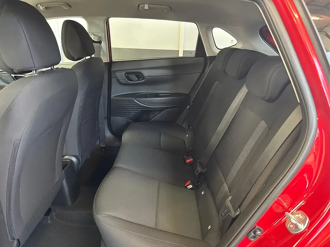 Hyundai i20 - Thumbnail 10