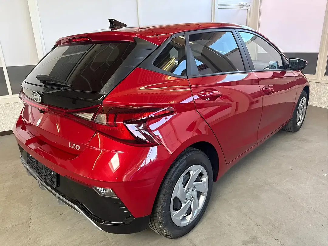 Hyundai i20 - Thumbnail 3