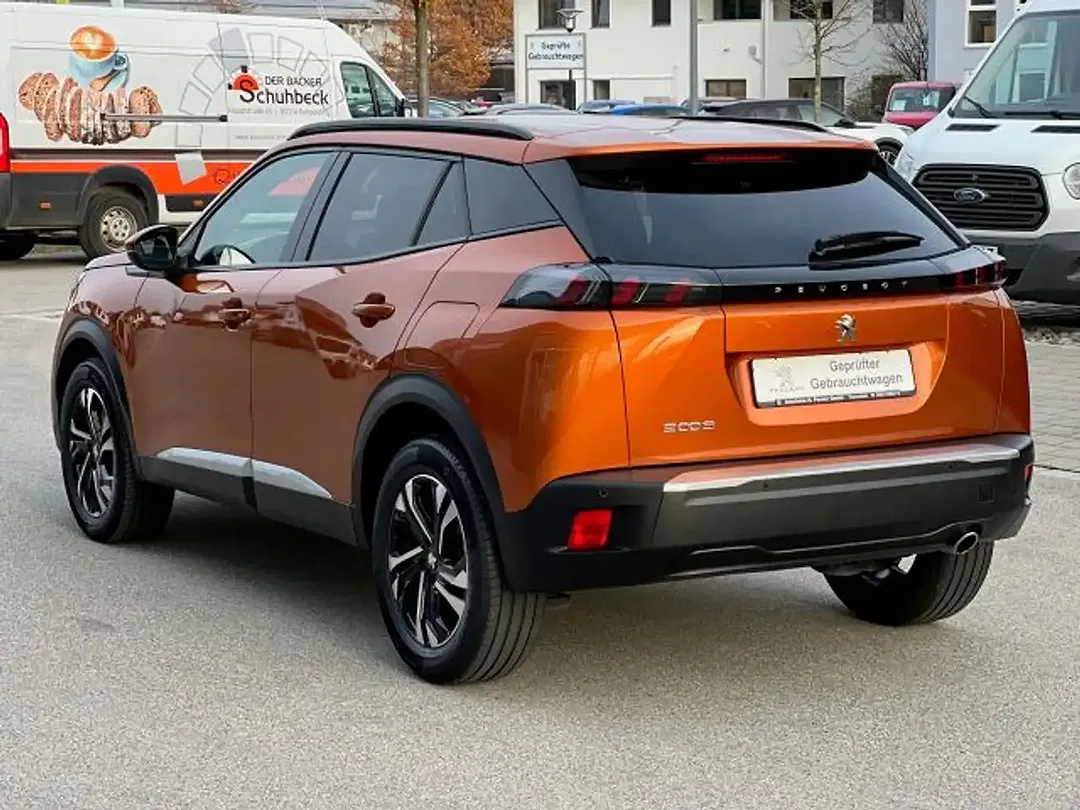 Peugeot 2008 - Thumbnail 3
