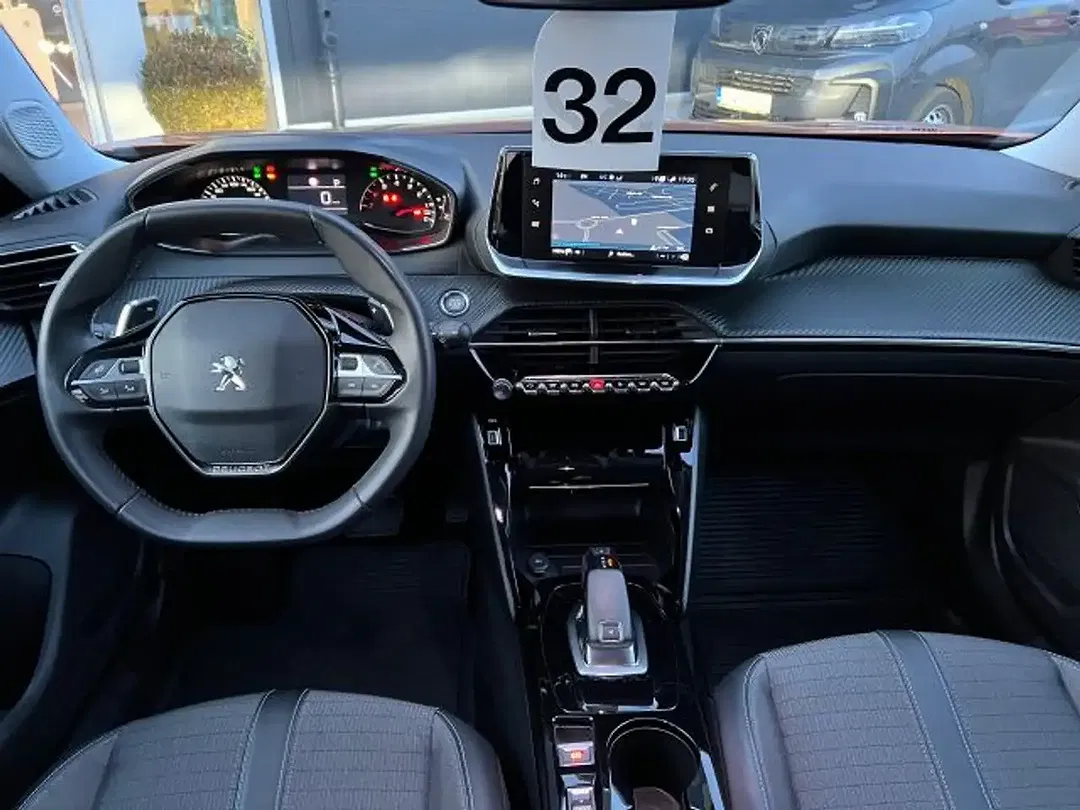 Peugeot 2008 - Thumbnail 9