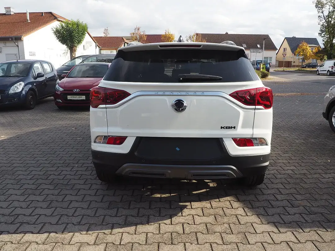 KGM Korando - Thumbnail 6