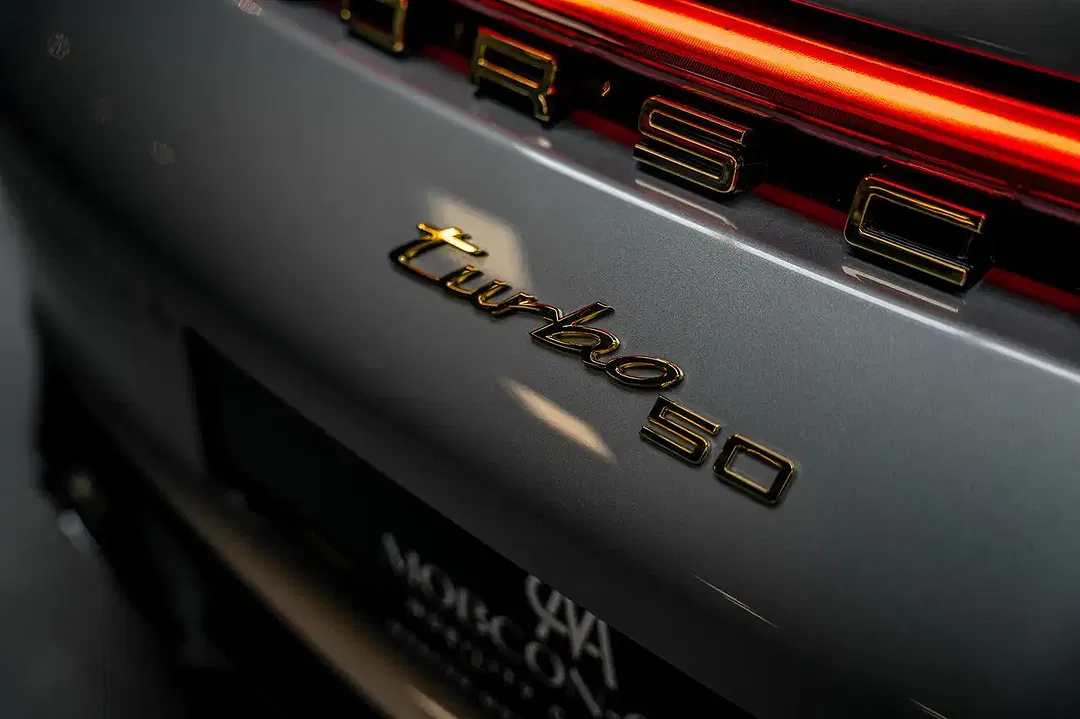 Porsche 992 - Thumbnail 8