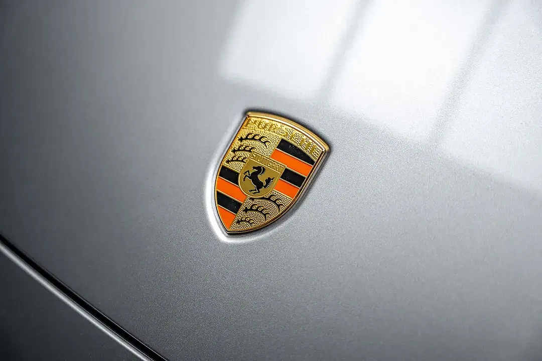 Porsche 992 - Thumbnail 9