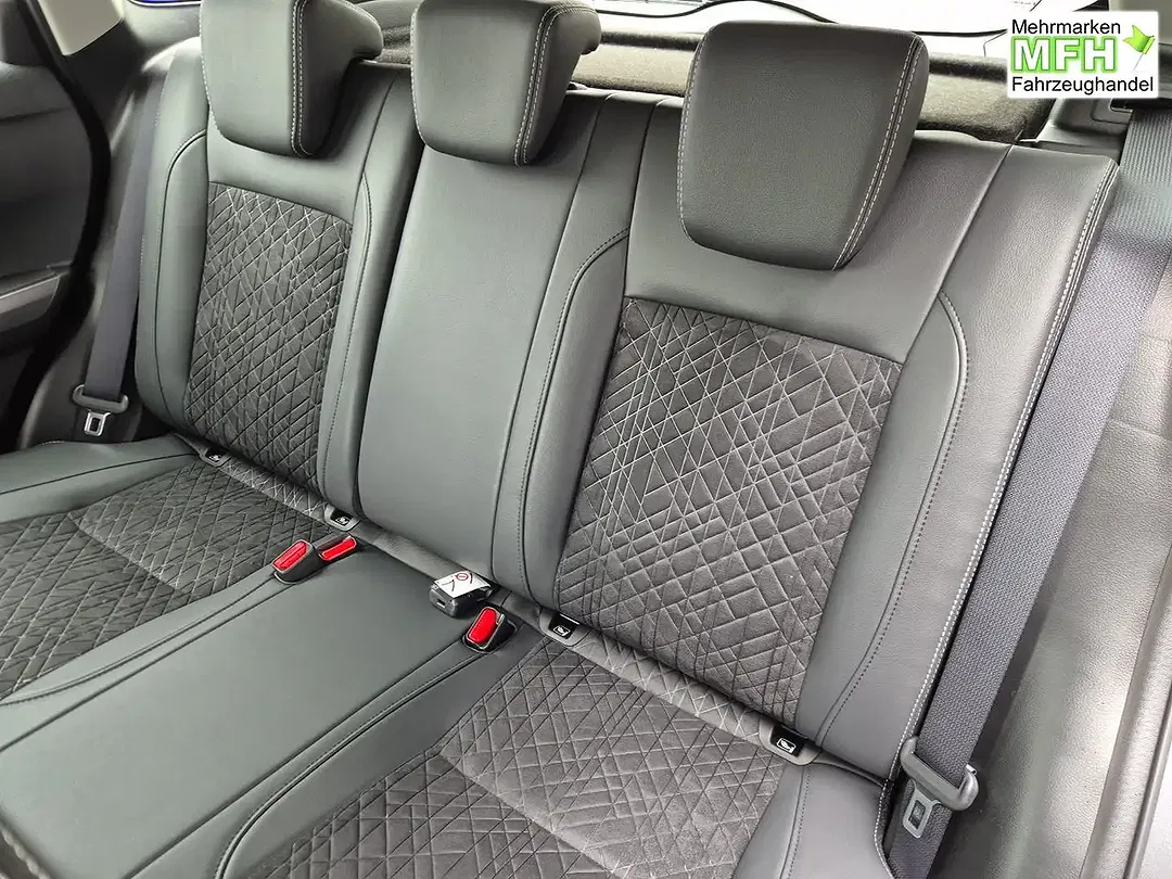Suzuki Vitara - Thumbnail 11