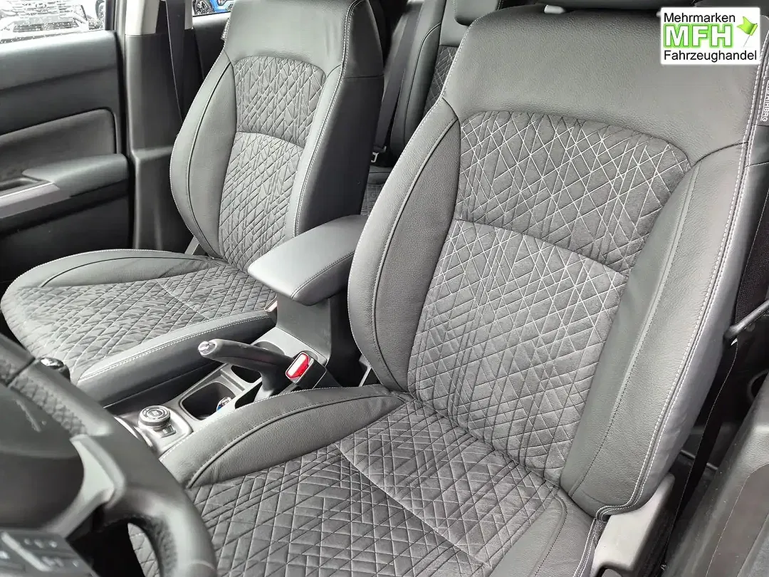Suzuki Vitara - Thumbnail 12