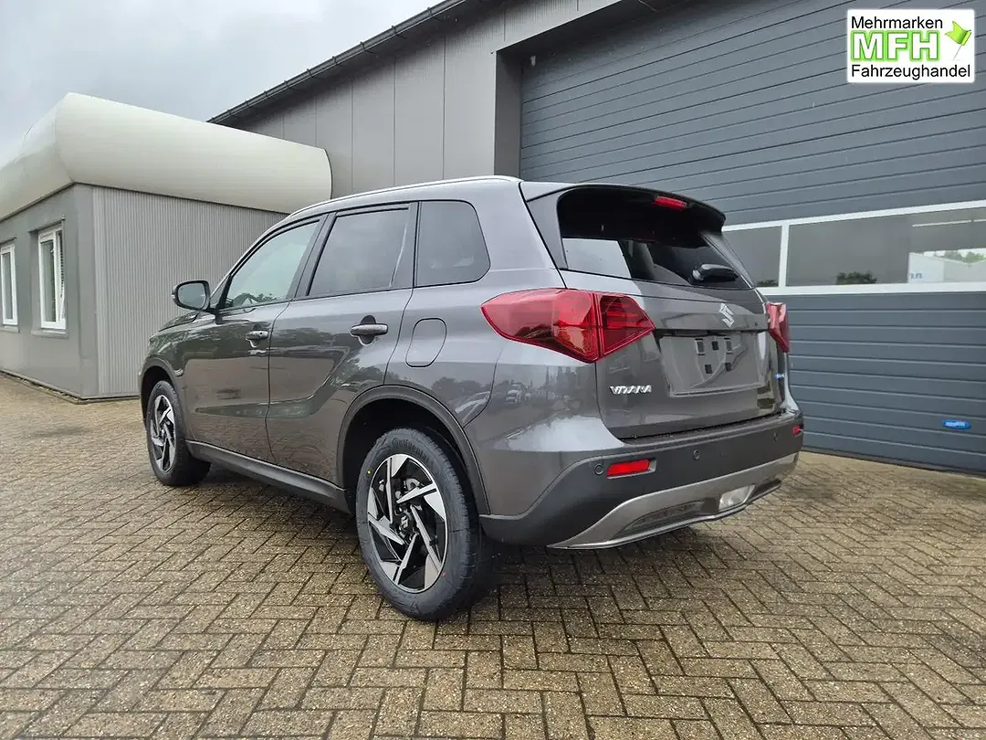 Suzuki Vitara - Thumbnail 3