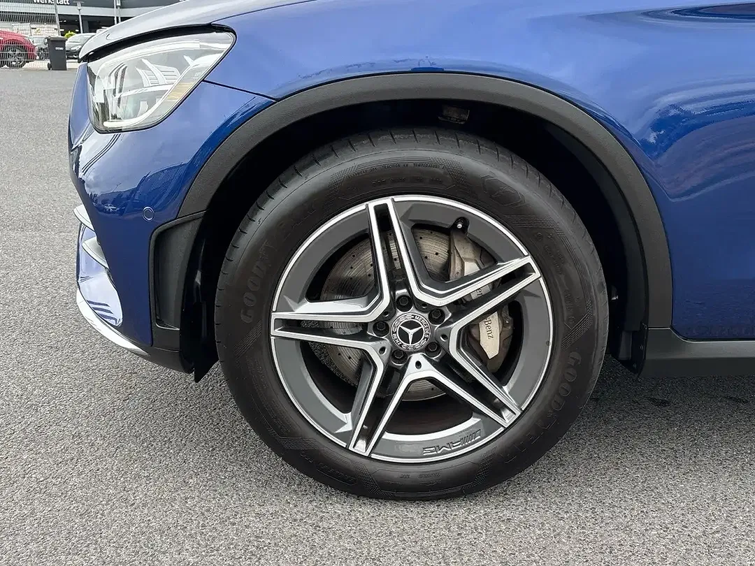 Mercedes-Benz GLC 220 - Thumbnail 7