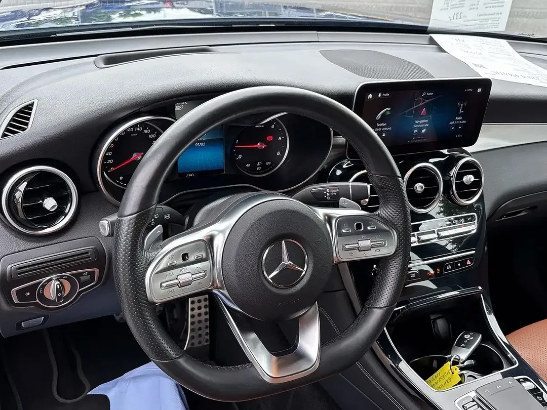 Mercedes-Benz GLC 220 - Thumbnail 8