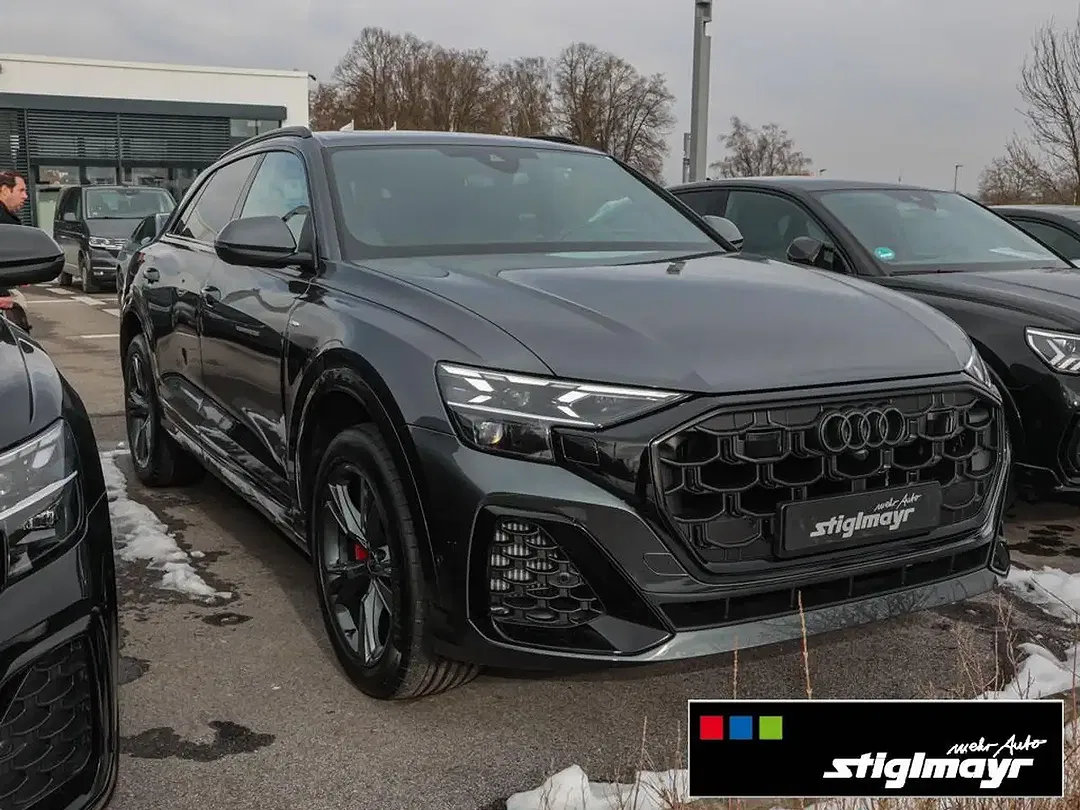 Audi Q8 - Thumbnail 11