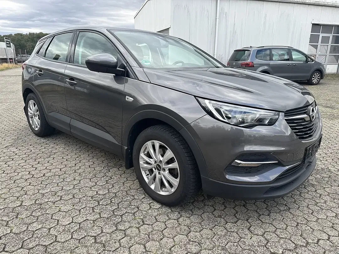 Opel Grandland X - Thumbnail 2