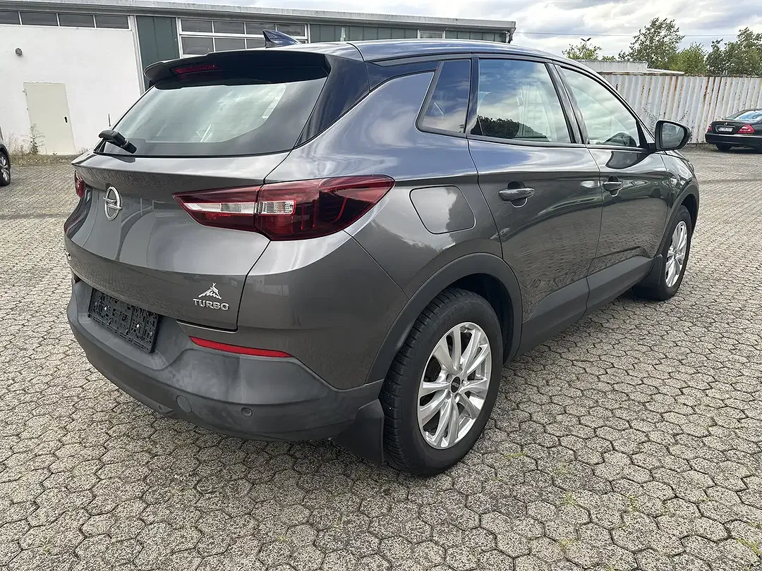 Opel Grandland X - Thumbnail 4