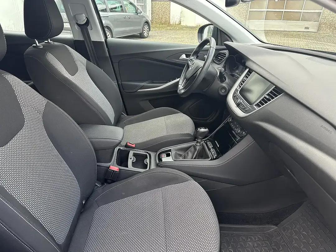 Opel Grandland X - Thumbnail 9
