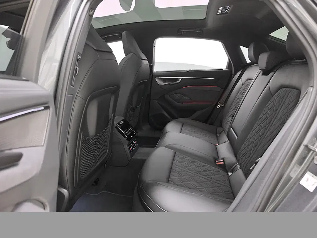 Audi A6 - Thumbnail 12