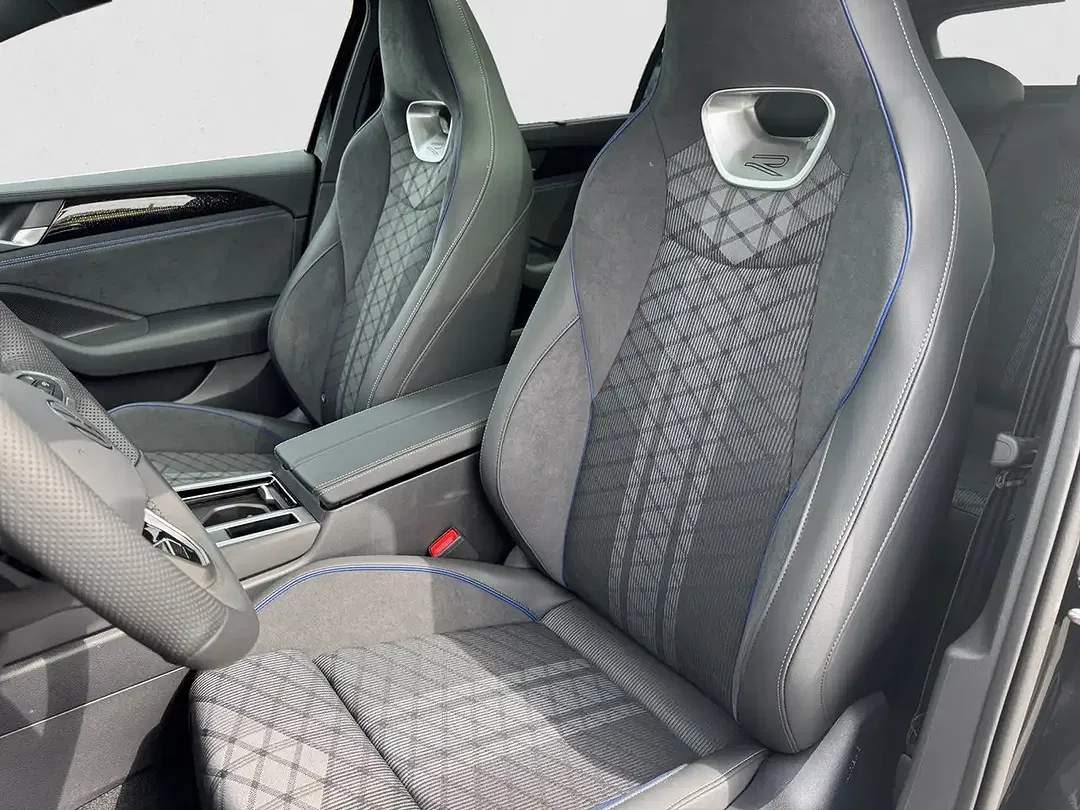 Volkswagen Passat Variant - Thumbnail 8