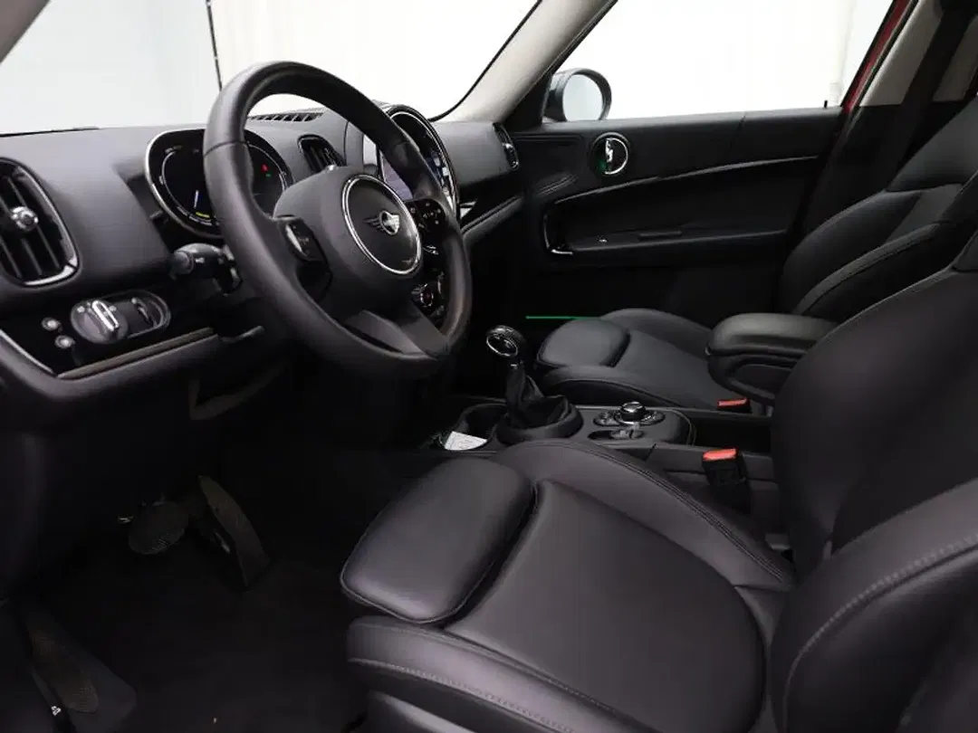 MINI Cooper SE Countryman - Thumbnail 6