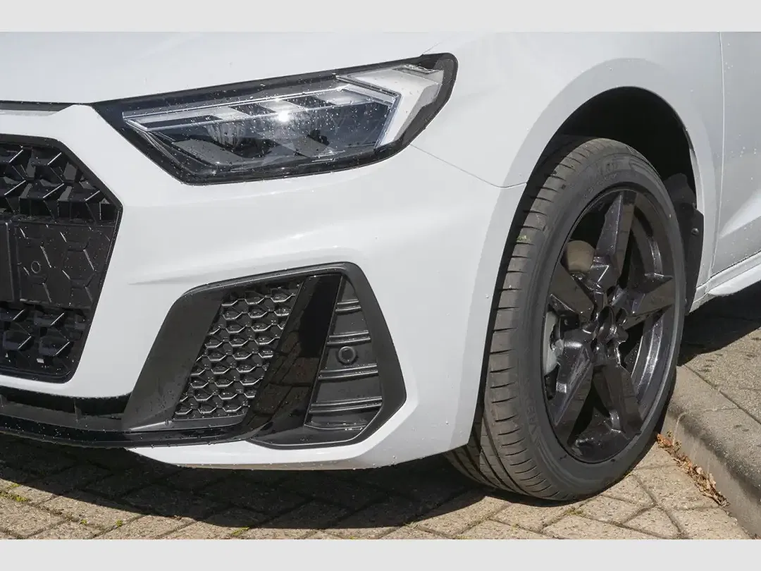 Audi A1 - Thumbnail 4