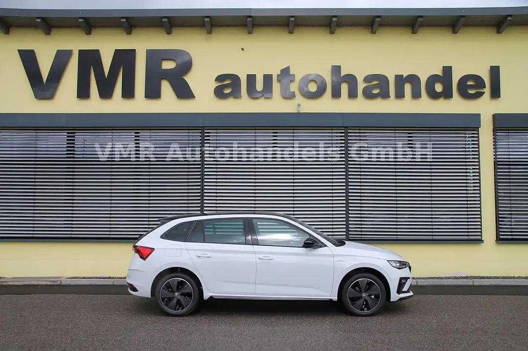 Skoda Scala - Thumbnail 1