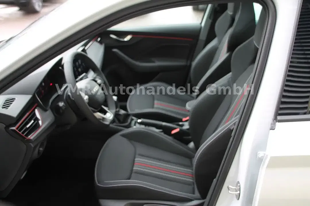 Skoda Scala - Thumbnail 12