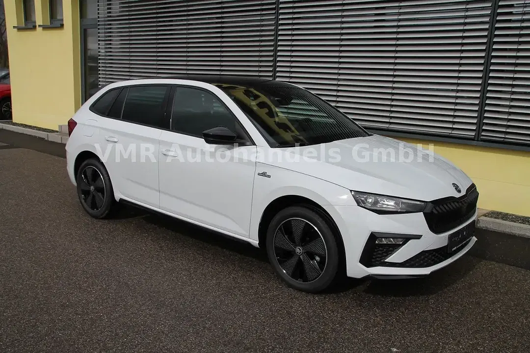 Skoda Scala - Thumbnail 2