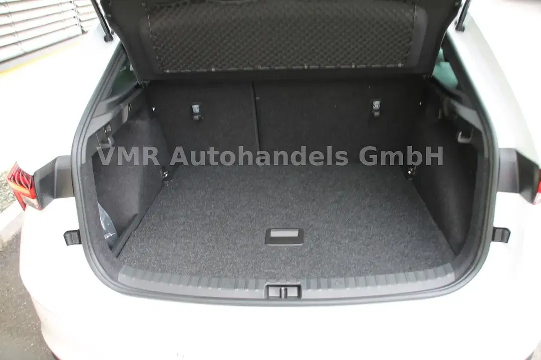 Skoda Scala - Thumbnail 9