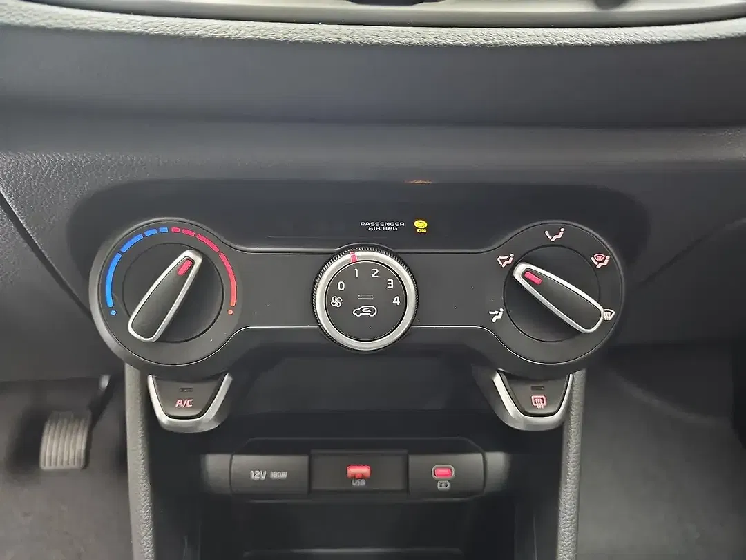 Kia Picanto - Thumbnail 11