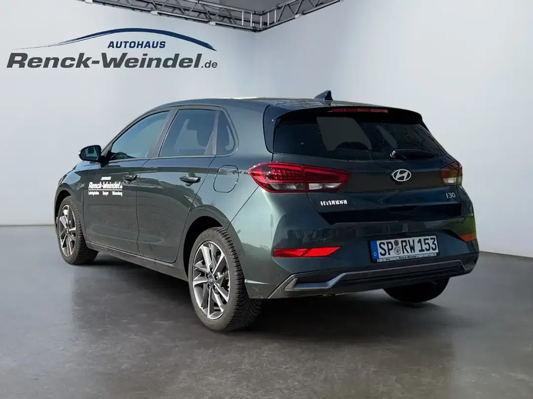 Hyundai i30 - Thumbnail 3