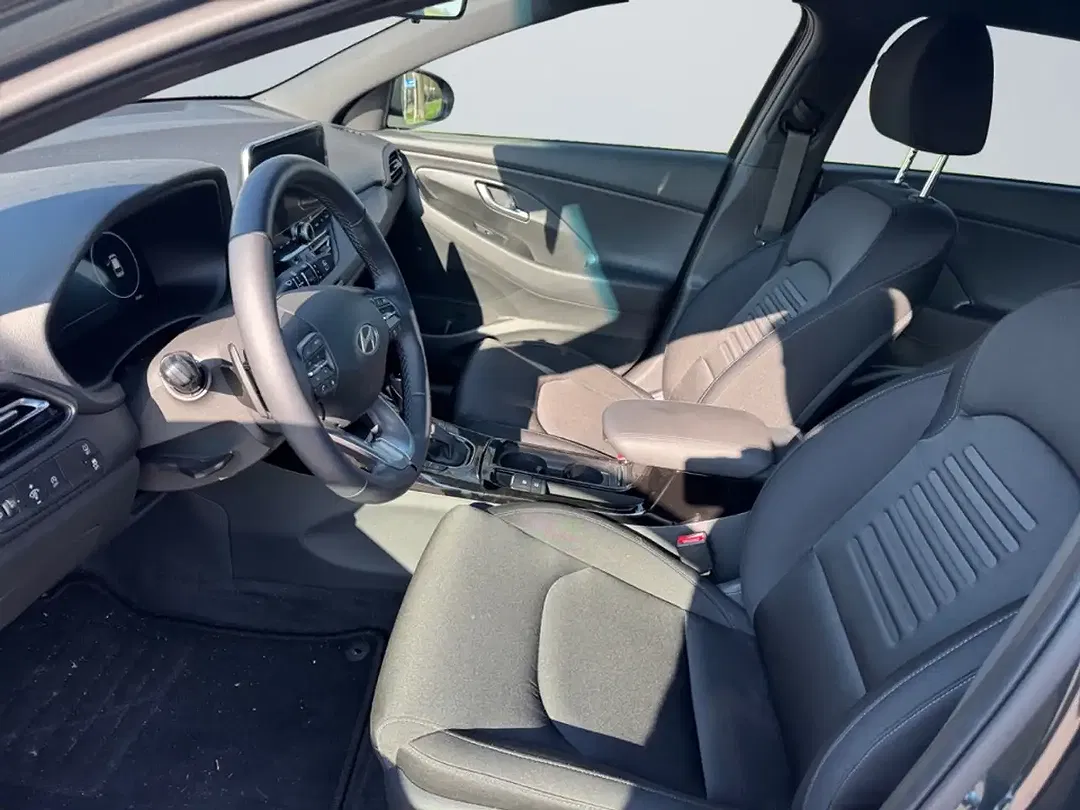 Hyundai i30 - Thumbnail 9