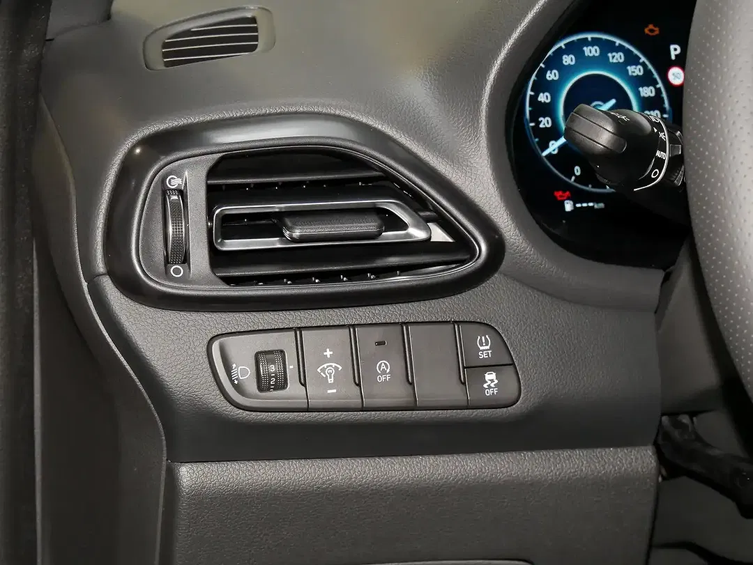 Hyundai i30 - Thumbnail 15