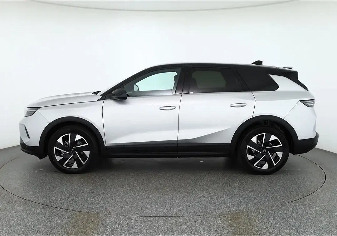 Opel Grandland - Thumbnail 1