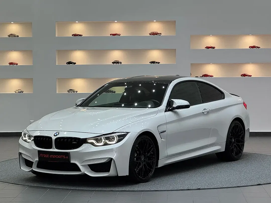 BMW M4 - Afbeelding 1