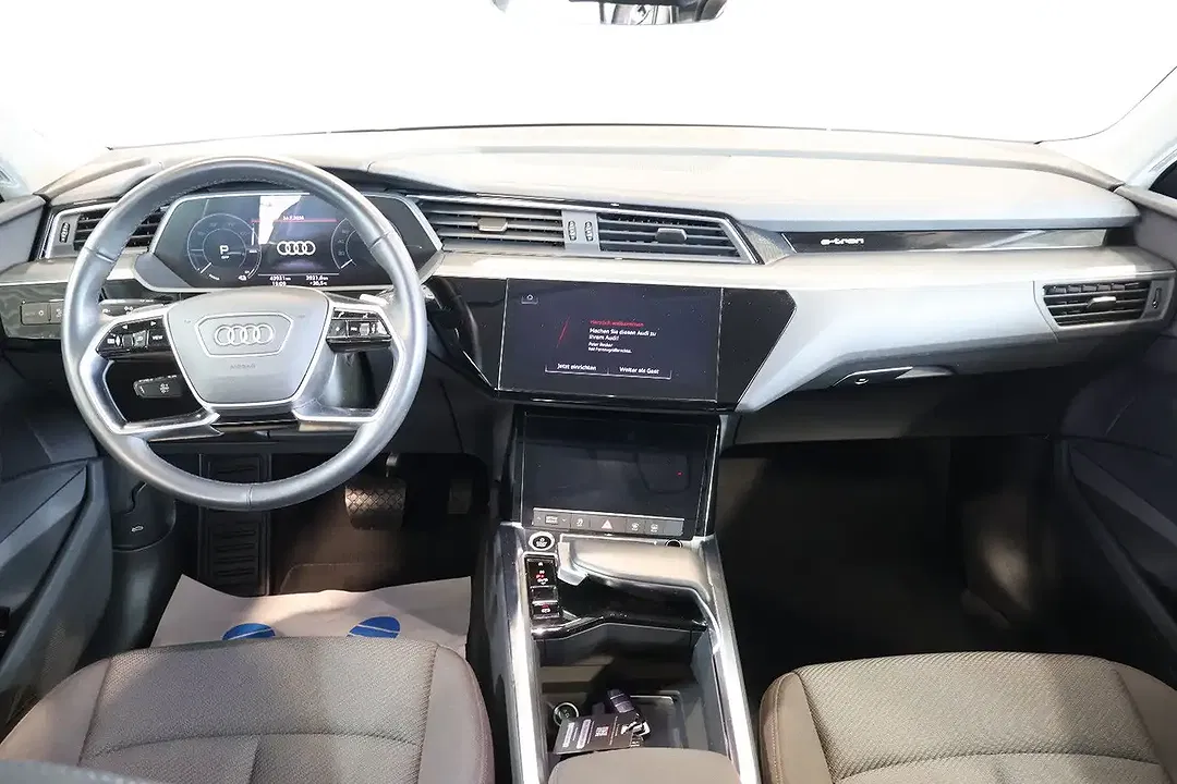 Audi e-tron - Thumbnail 7
