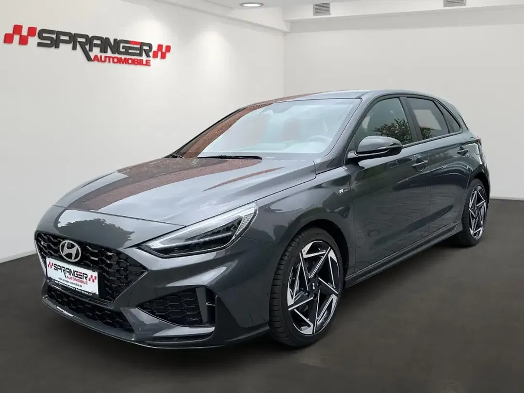 Hyundai i30 - Thumbnail 1
