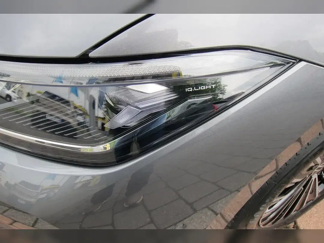 Volkswagen Passat Variant - Thumbnail 14