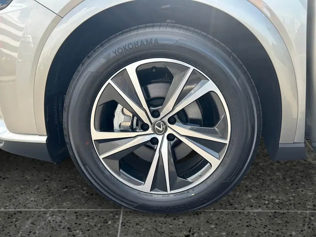 Lexus RX 450h - Thumbnail 14