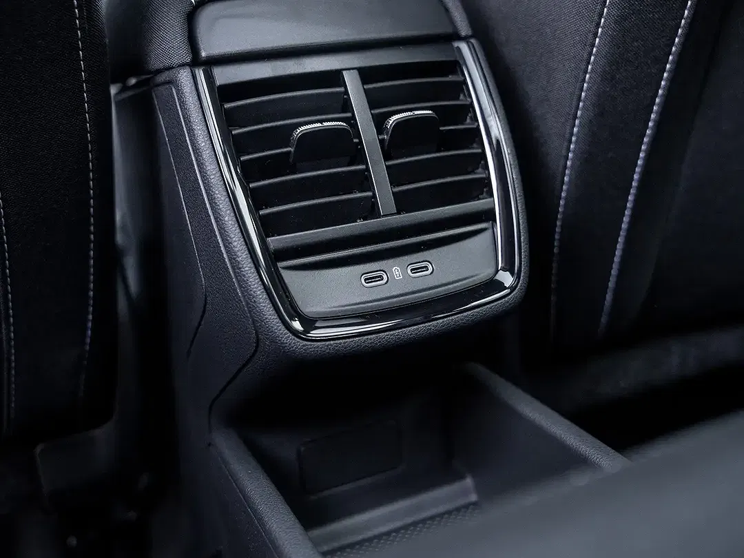 Skoda Kamiq - Thumbnail 8
