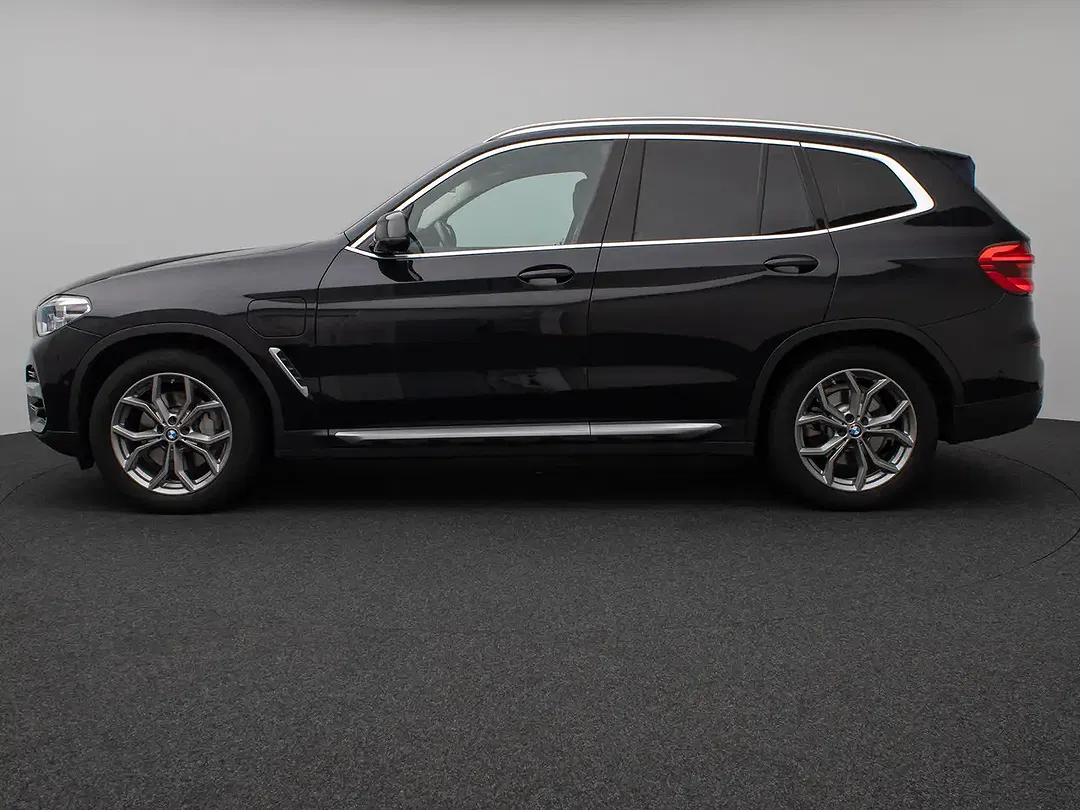 BMW X3 - Thumbnail 10