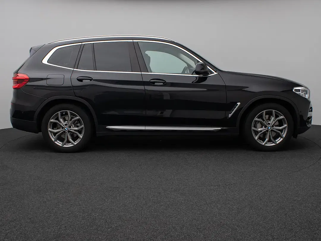 BMW X3 - Thumbnail 4