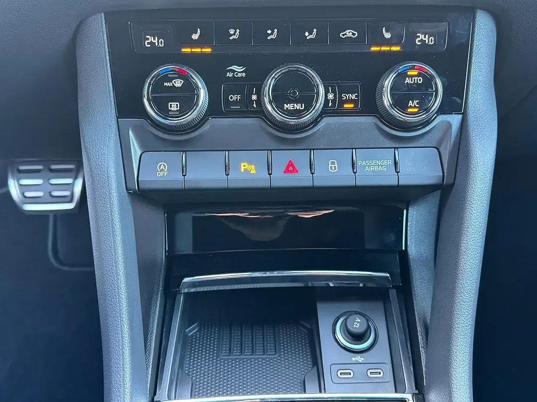 Skoda Karoq - Thumbnail 15