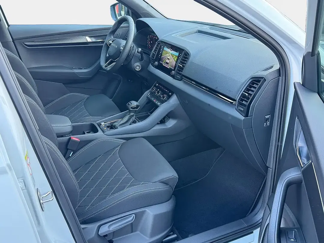 Skoda Karoq - Thumbnail 8