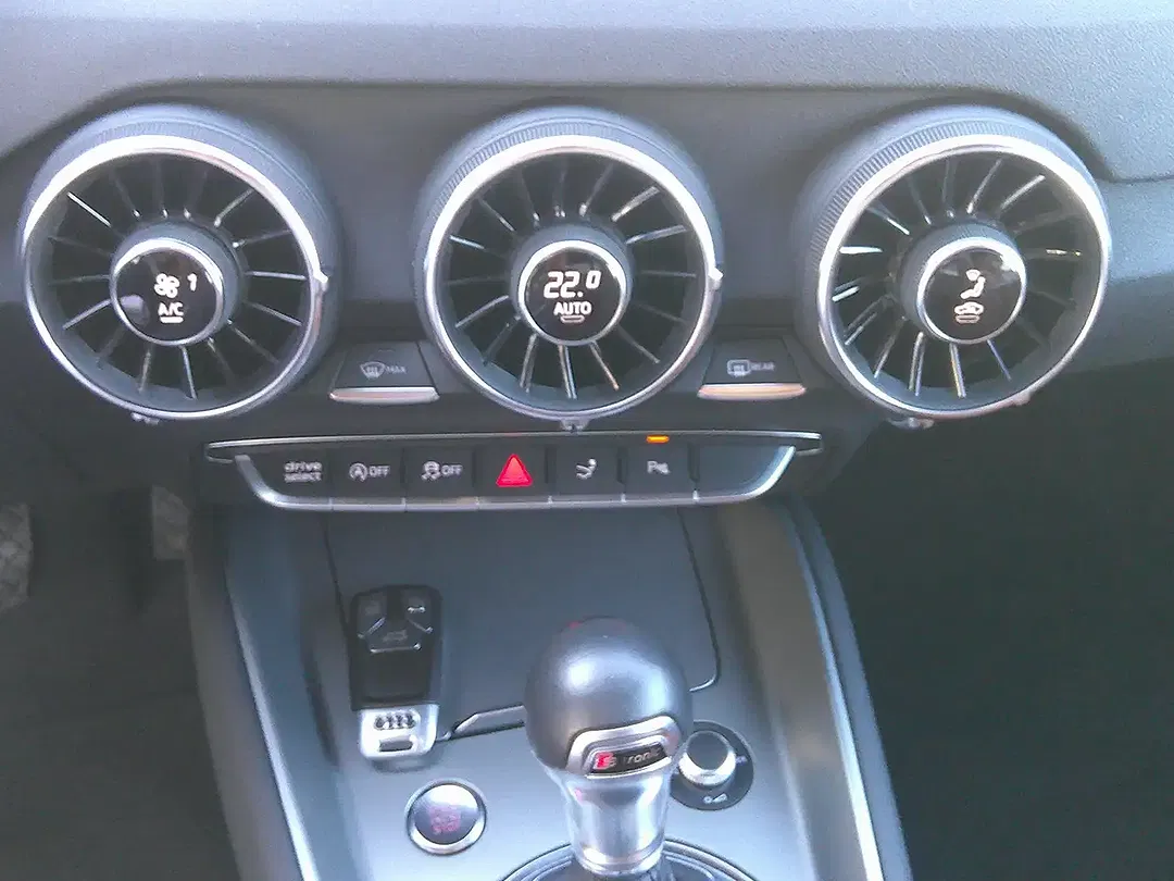 Audi TT - Thumbnail 14