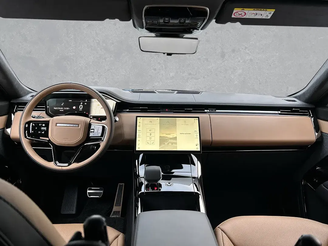 Land Rover Range Rover Sport - Thumbnail 4