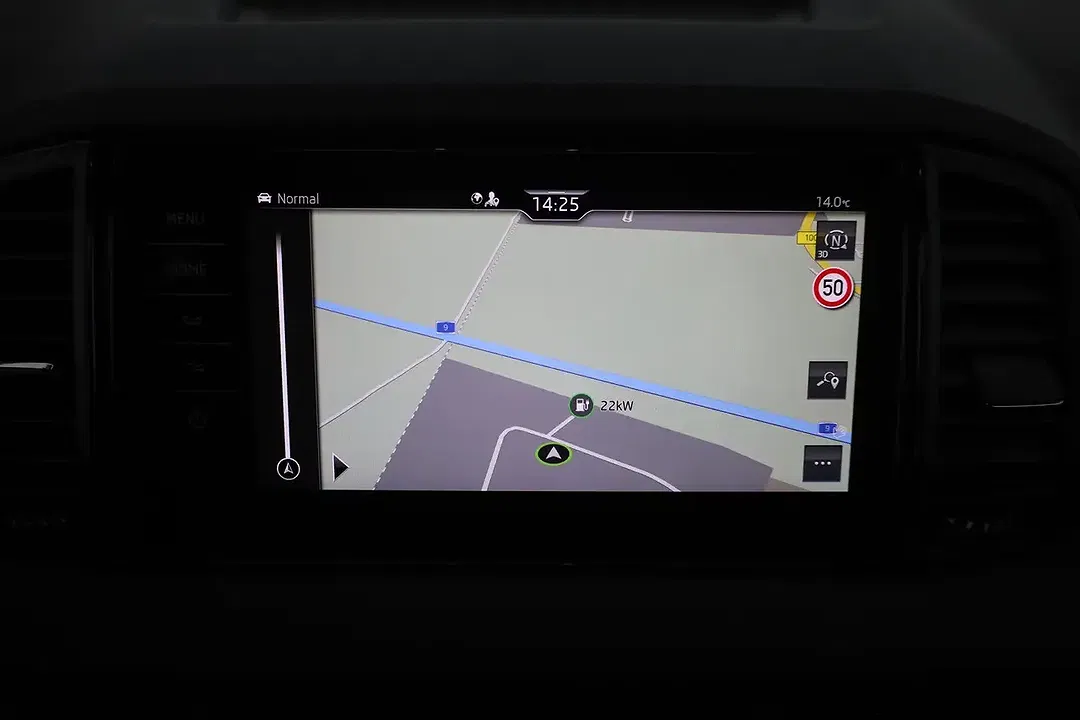 Skoda Karoq - Thumbnail 10