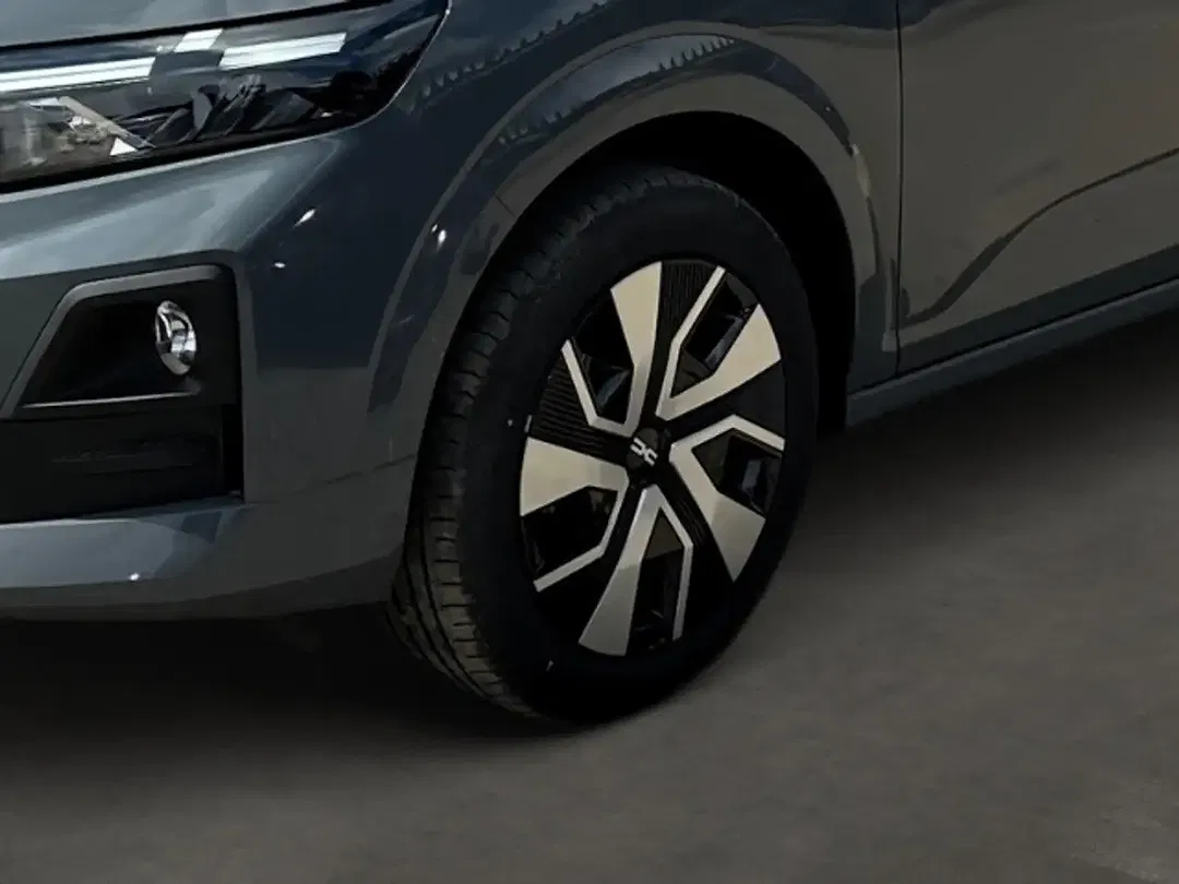 Dacia Sandero - Thumbnail 6