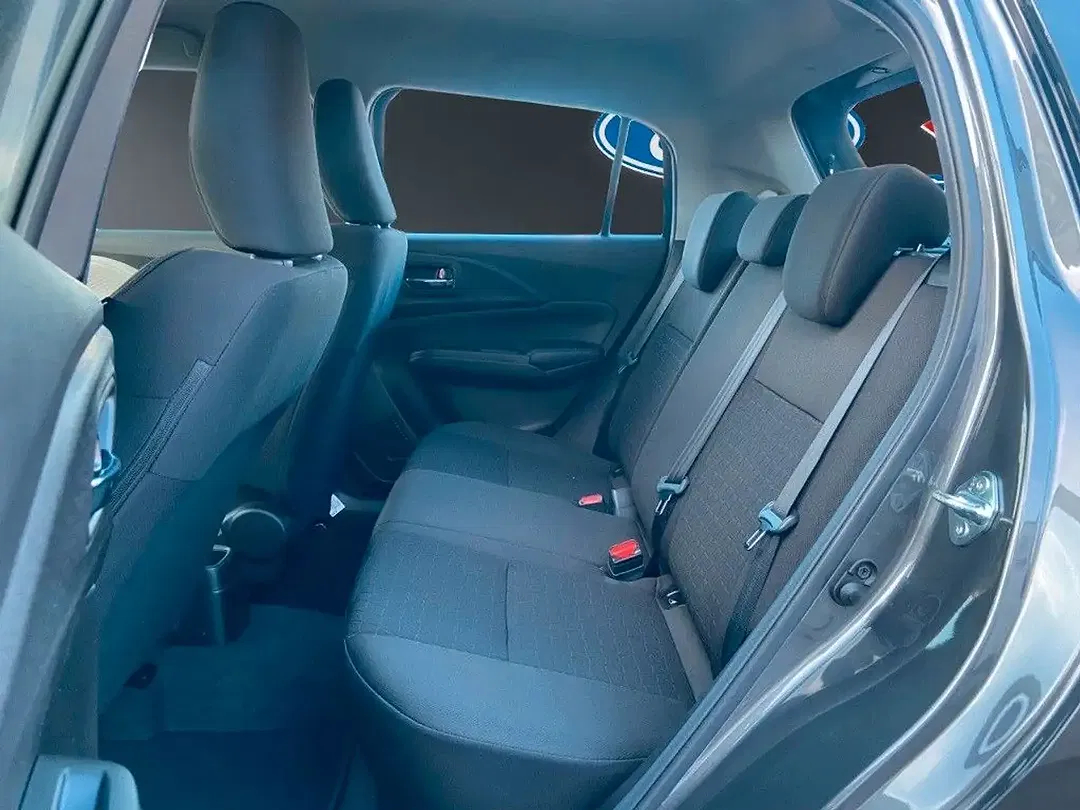 Suzuki Swift - Thumbnail 9