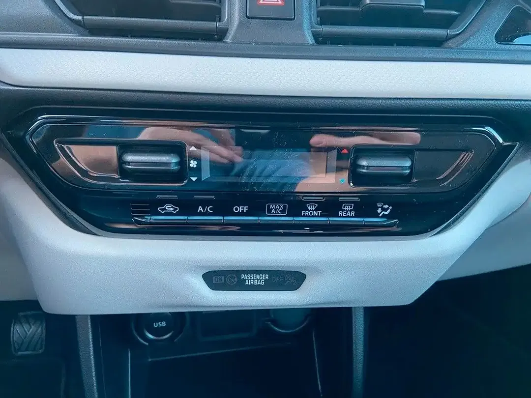 Suzuki Swift - Thumbnail 14
