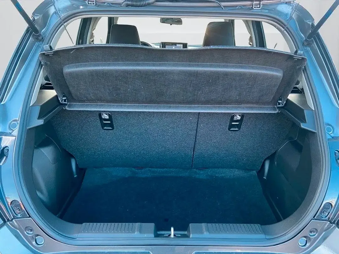 Suzuki Swift - Thumbnail 7