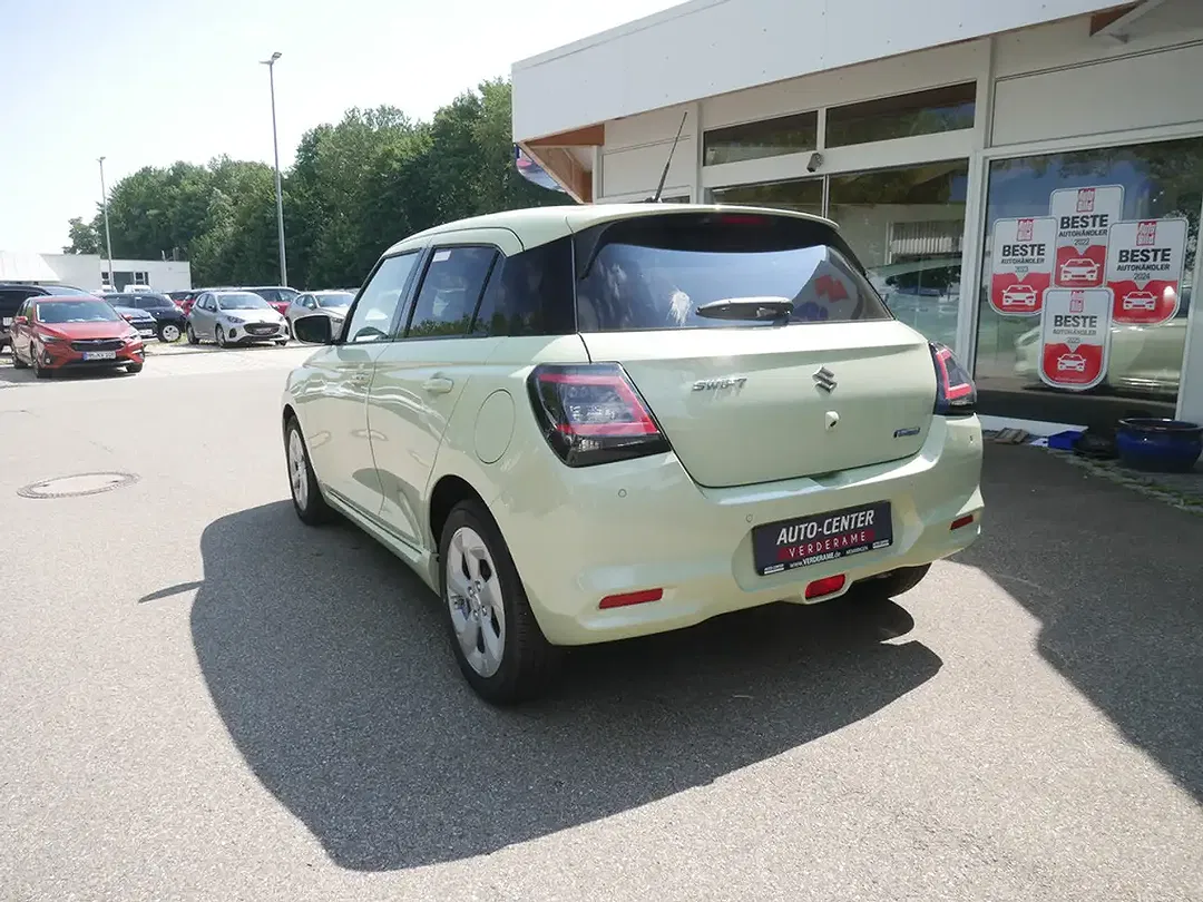 Suzuki Swift - Thumbnail 6