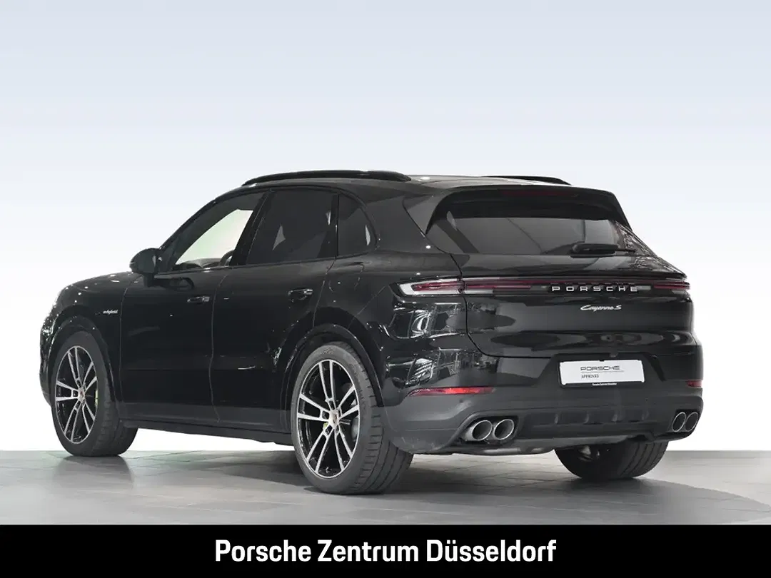 Porsche Cayenne - Thumbnail 3